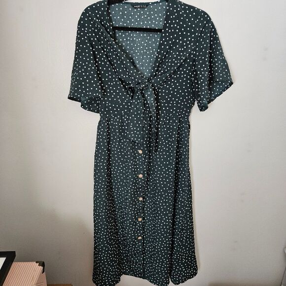 SHEIN Dress Maxi Tie Front Polka Dot Print Green White Buttons Casual Neutral - Picture 1 of 9